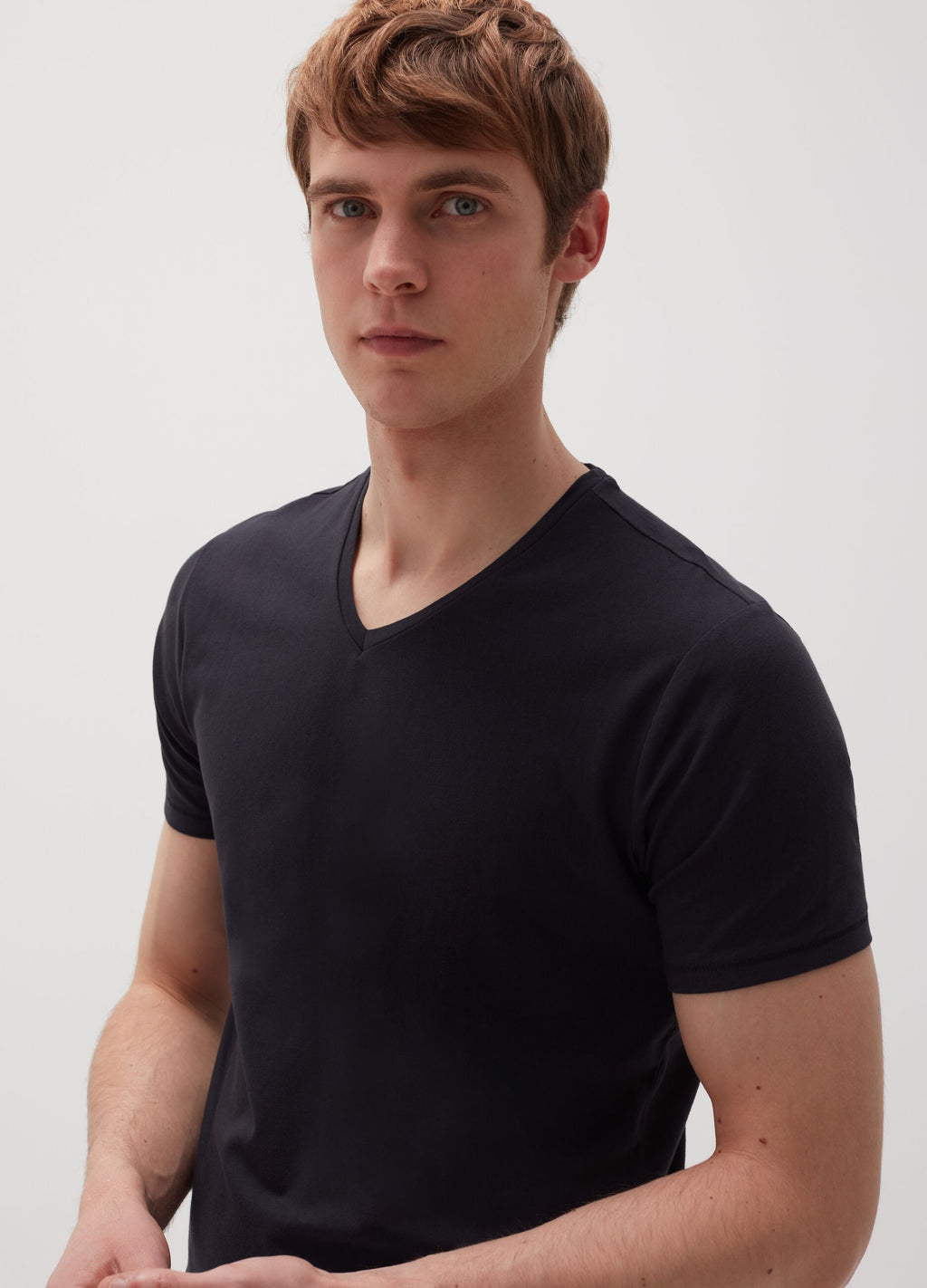 OVS ORGANIC COTTON T SHIRT V NECK | BLACK