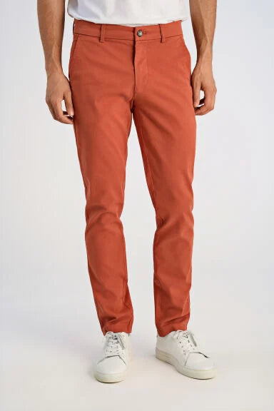 J.LIND CLASSIC MEN SUPERFLEX CHINOS | SAND / CLAY