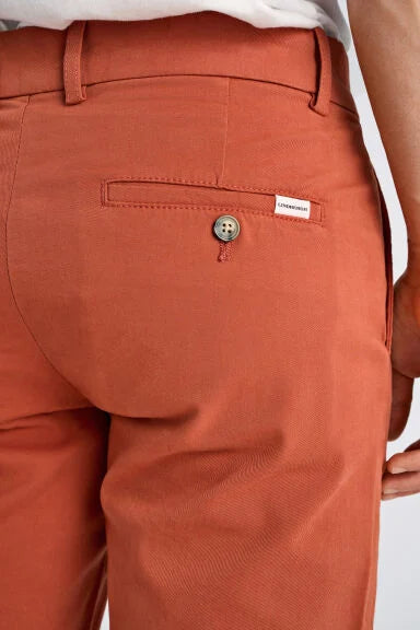 J.LIND CLASSIC MEN SUPERFLEX CHINOS | SAND / CLAY