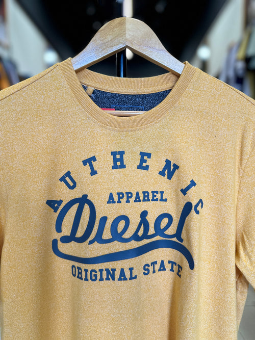 DIESEL AUTHENTIC ORIGINAL STATE GRAPHIC T-SHIRT| MUSTARD YELLOW