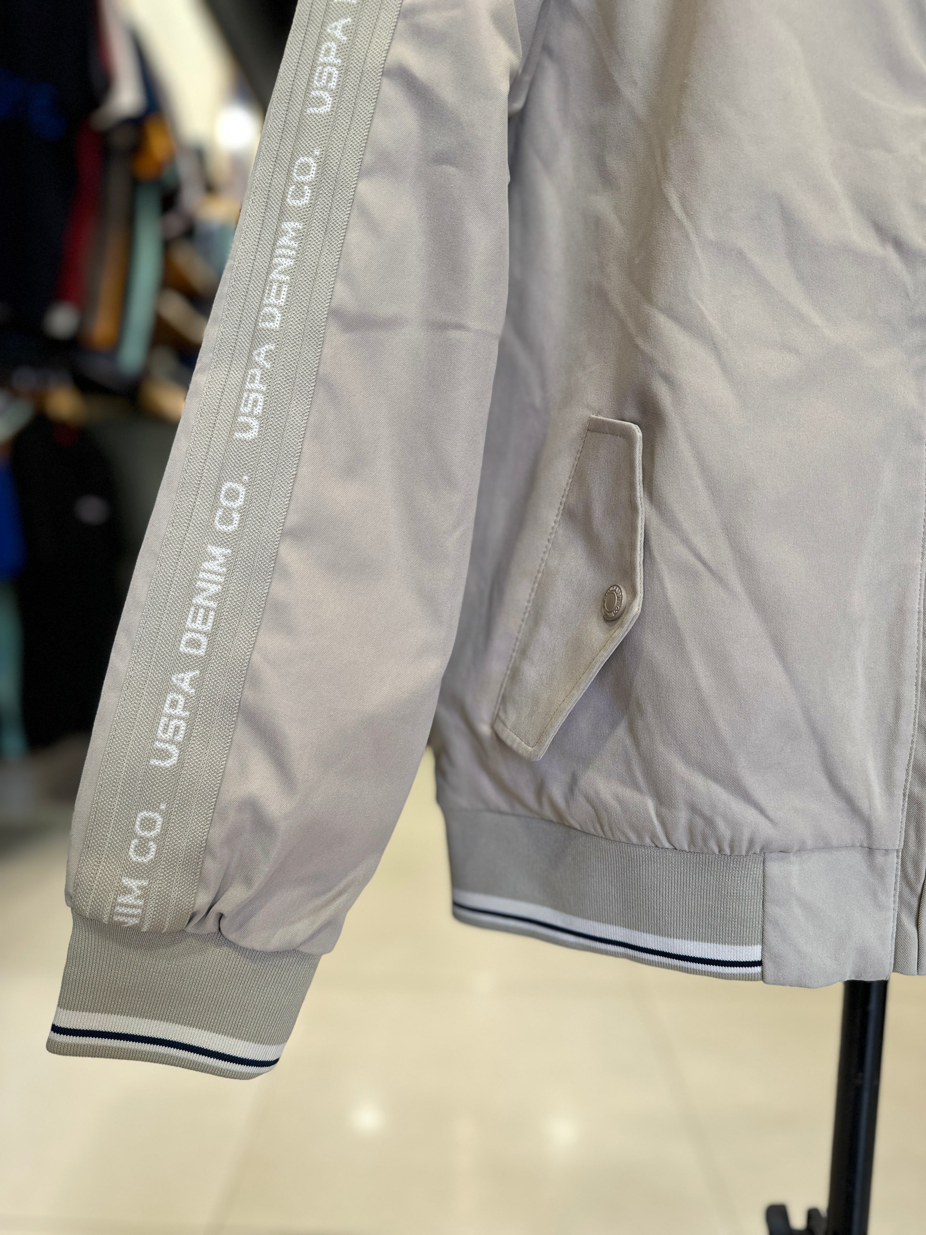 US POLO ASSN. PREMIUM WATER-RESISTANT REVERSIBLE JACKET IMPORTED | BEIGE
