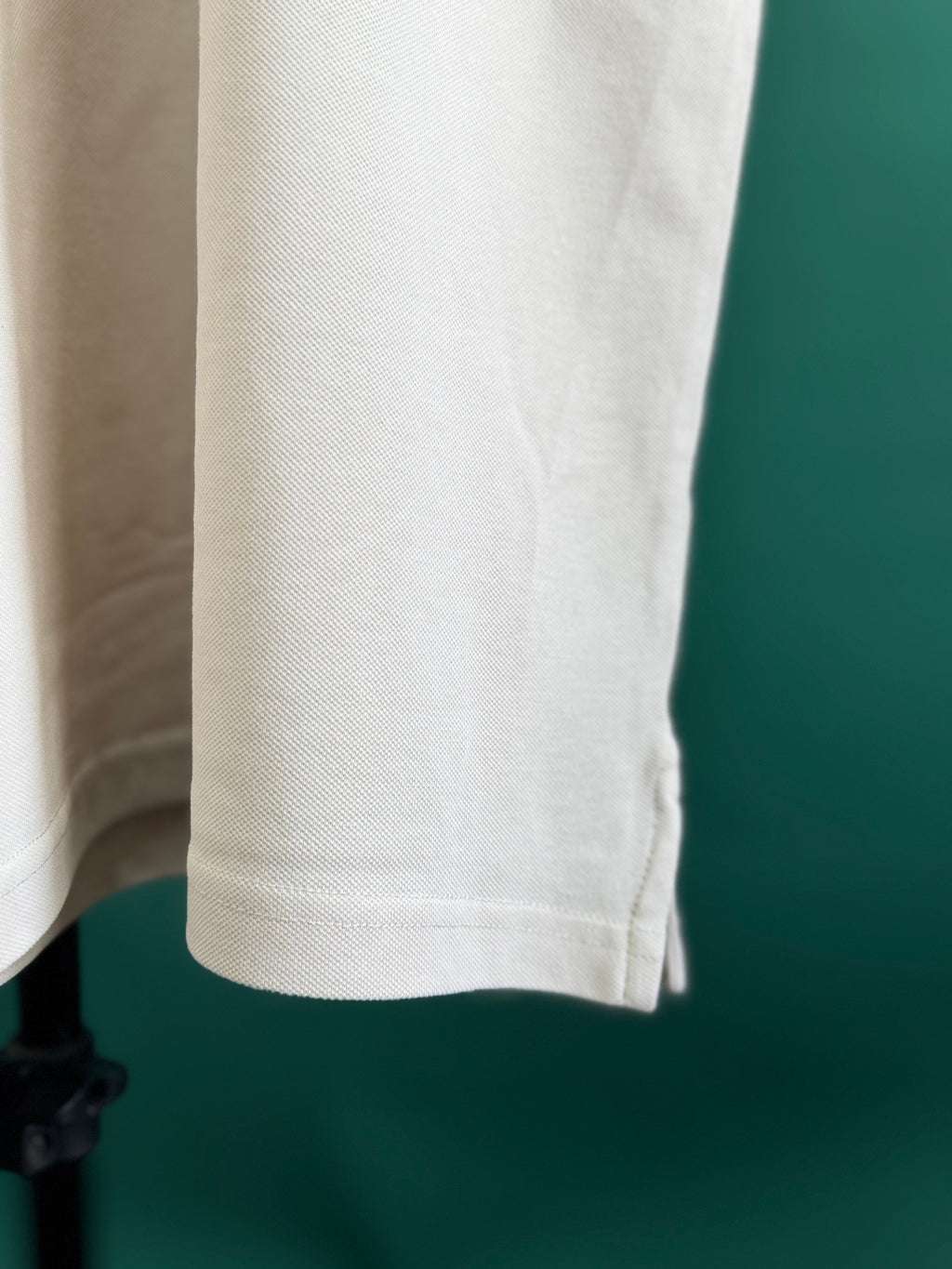 BALMAIN TEXT REVERSE EMBROIDERY POLO SHIRT | CREAM