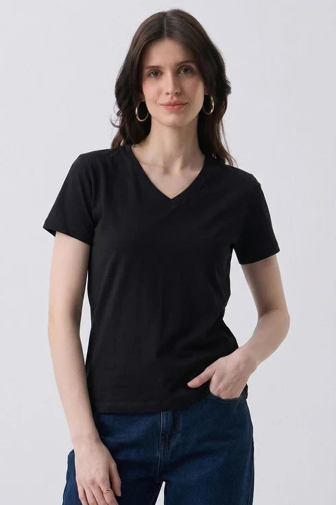 AVELLA WOMEN'S T-SHIRT V-NECK | BLACK