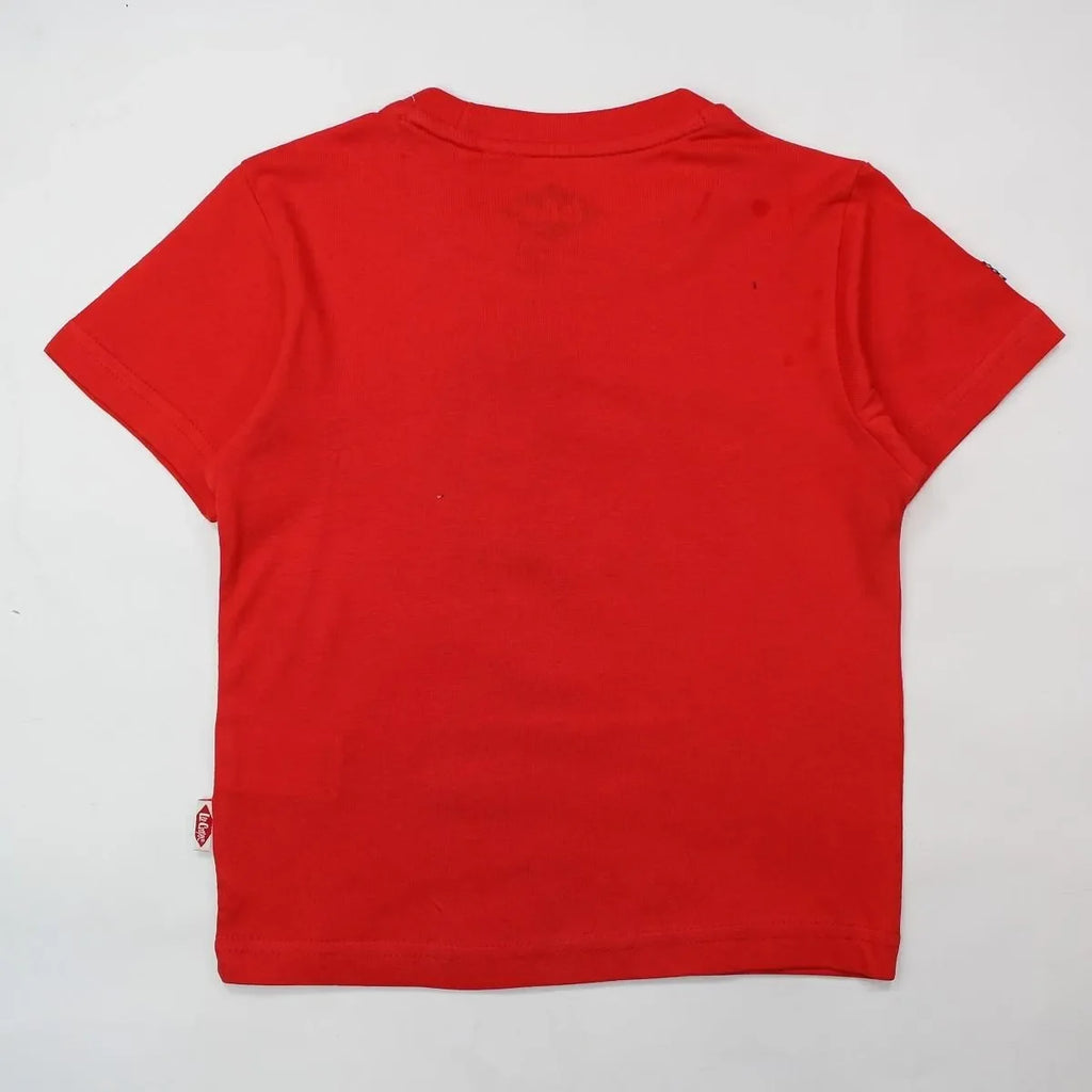 Lee Cooper Boys' Red T-Shirt – Soft cotton tee for kids. Stylish, comfortable, and perfect for everyday wear. Shop premium Lee Cooper t-shirts now!