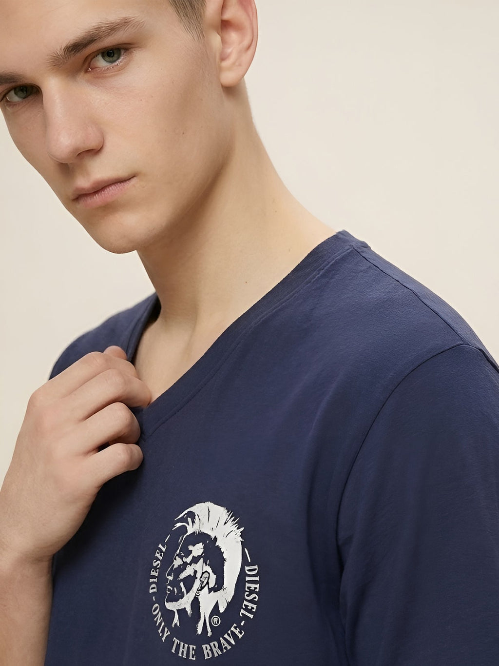 DIESEL V-NECK FLEXIBLE T-SHIRT | DARK BLUE