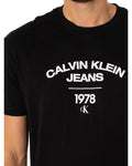 CALVIN KLEIN JEANS VARSITY LOGO T-SHIRT | BLACK