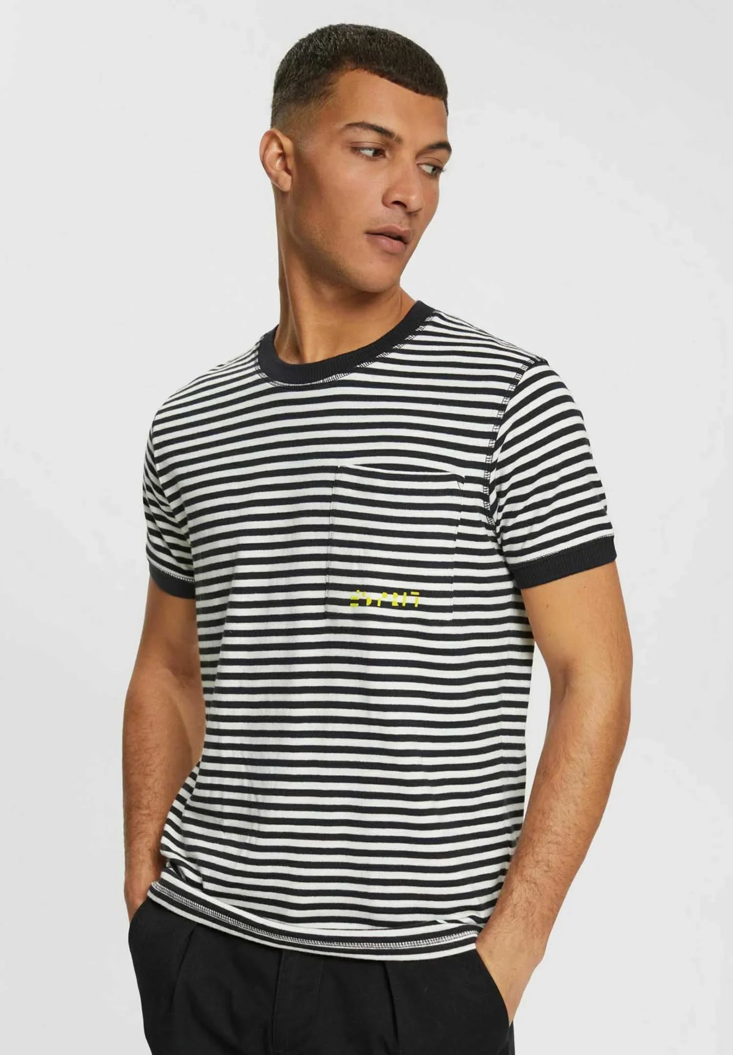 ESPRIT MIT STREIFEN PRINT T-SHIRT | BLACK