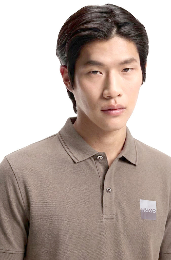 HUGO BOSS DUSPLITY POLO SHIRT | TAUPE