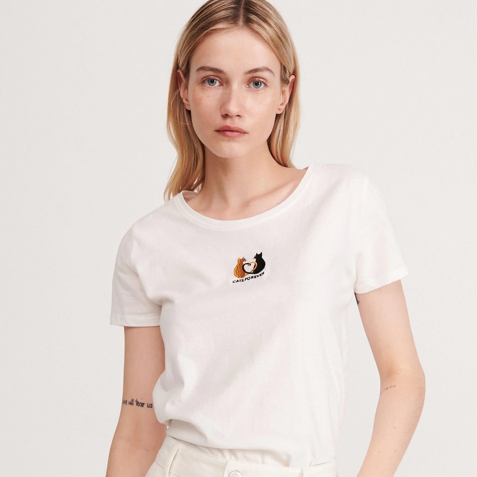 RESERVED T-SHIRT WITH MINIMALIST EMBROIDERY | CREAM / OFF WHITE